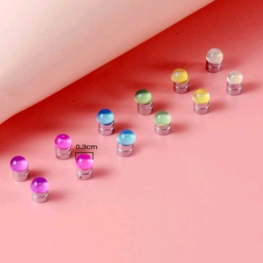 Magnetic Nose Rings - Picture 3 of 3